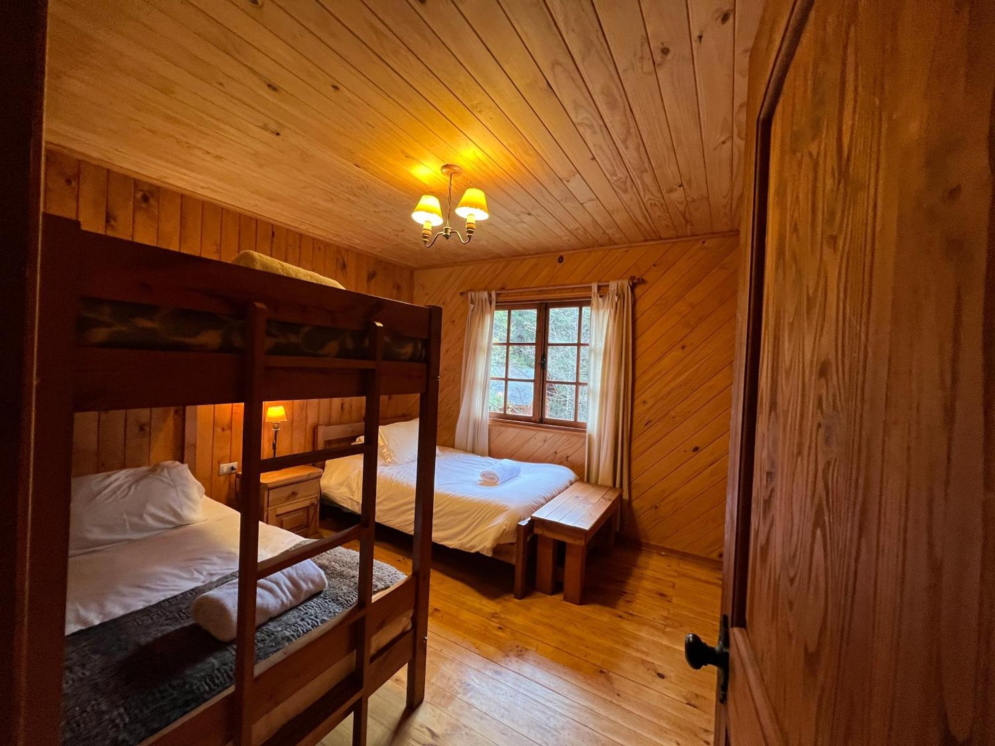 Green Baker Lodge Puerto Bertrand ภายนอก รูปภาพ