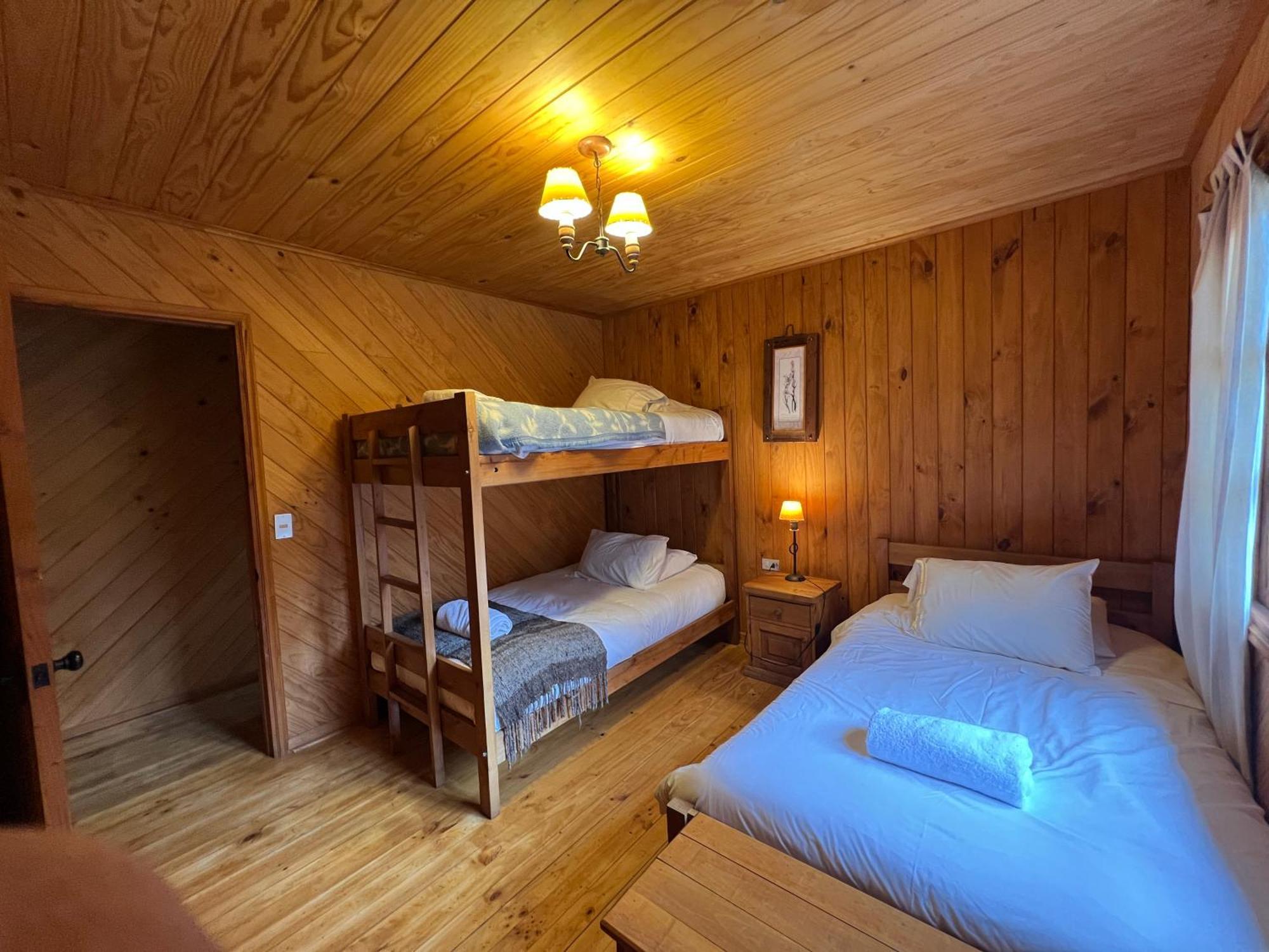 Green Baker Lodge Puerto Bertrand ภายนอก รูปภาพ