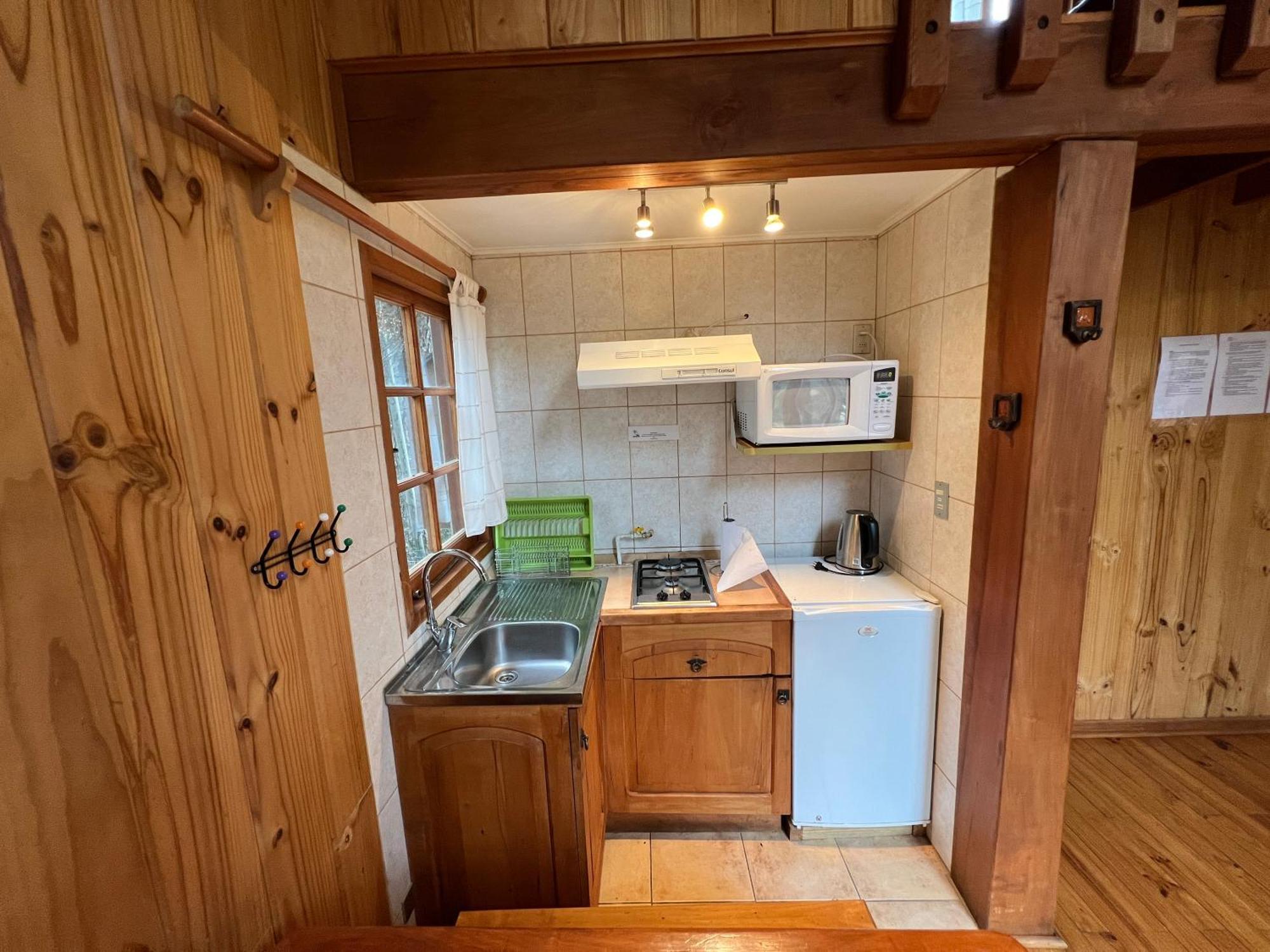 Green Baker Lodge Puerto Bertrand ภายนอก รูปภาพ