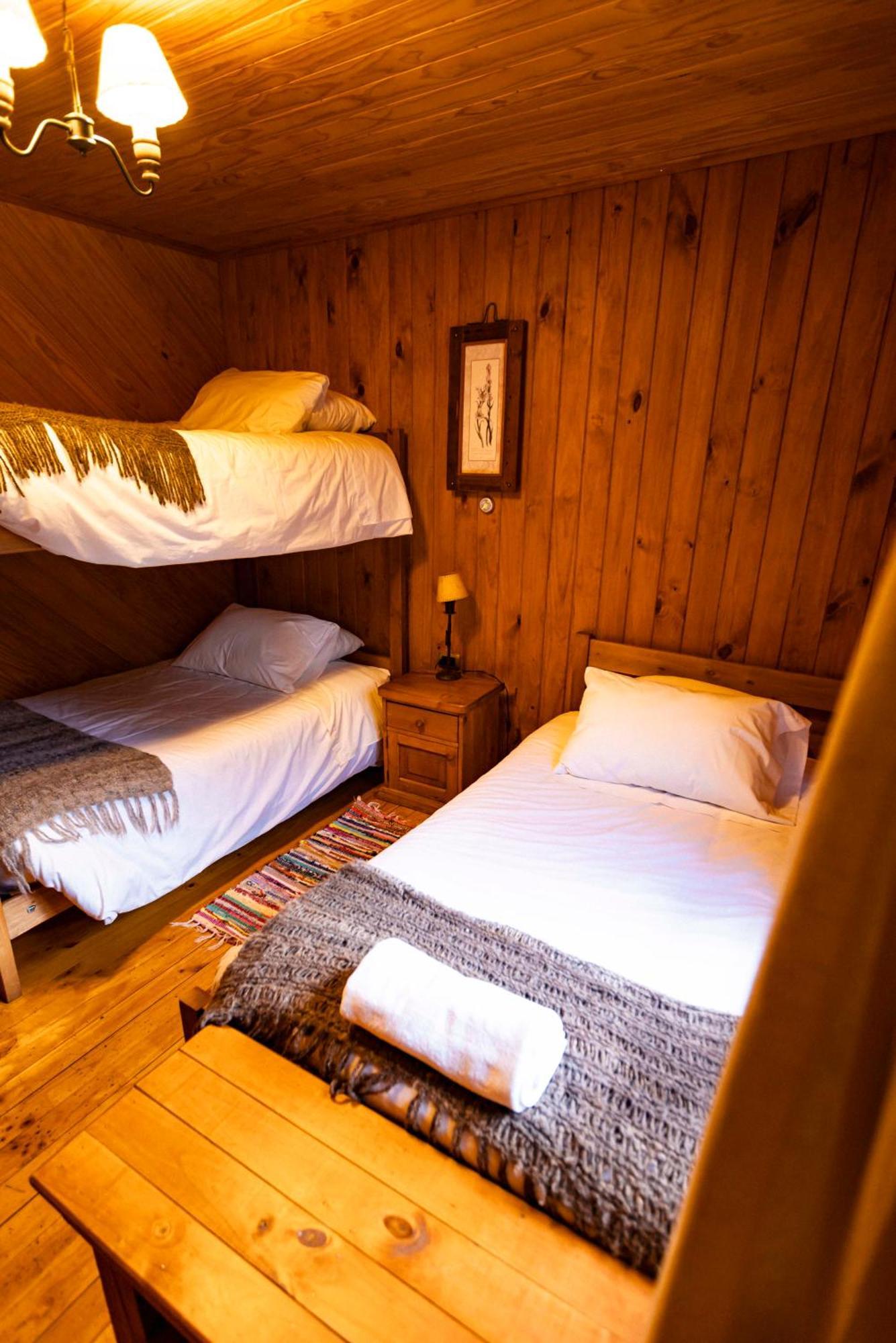 Green Baker Lodge Puerto Bertrand ภายนอก รูปภาพ