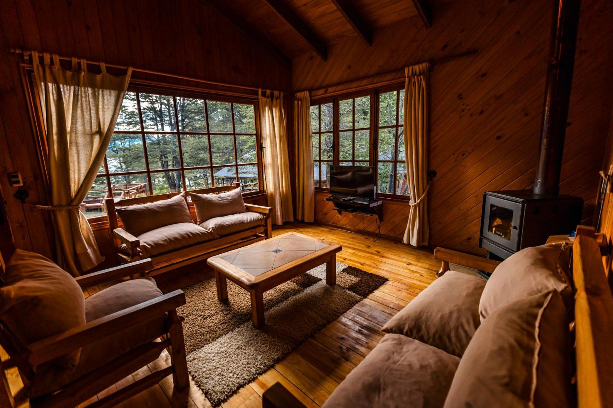 Green Baker Lodge Puerto Bertrand ภายนอก รูปภาพ