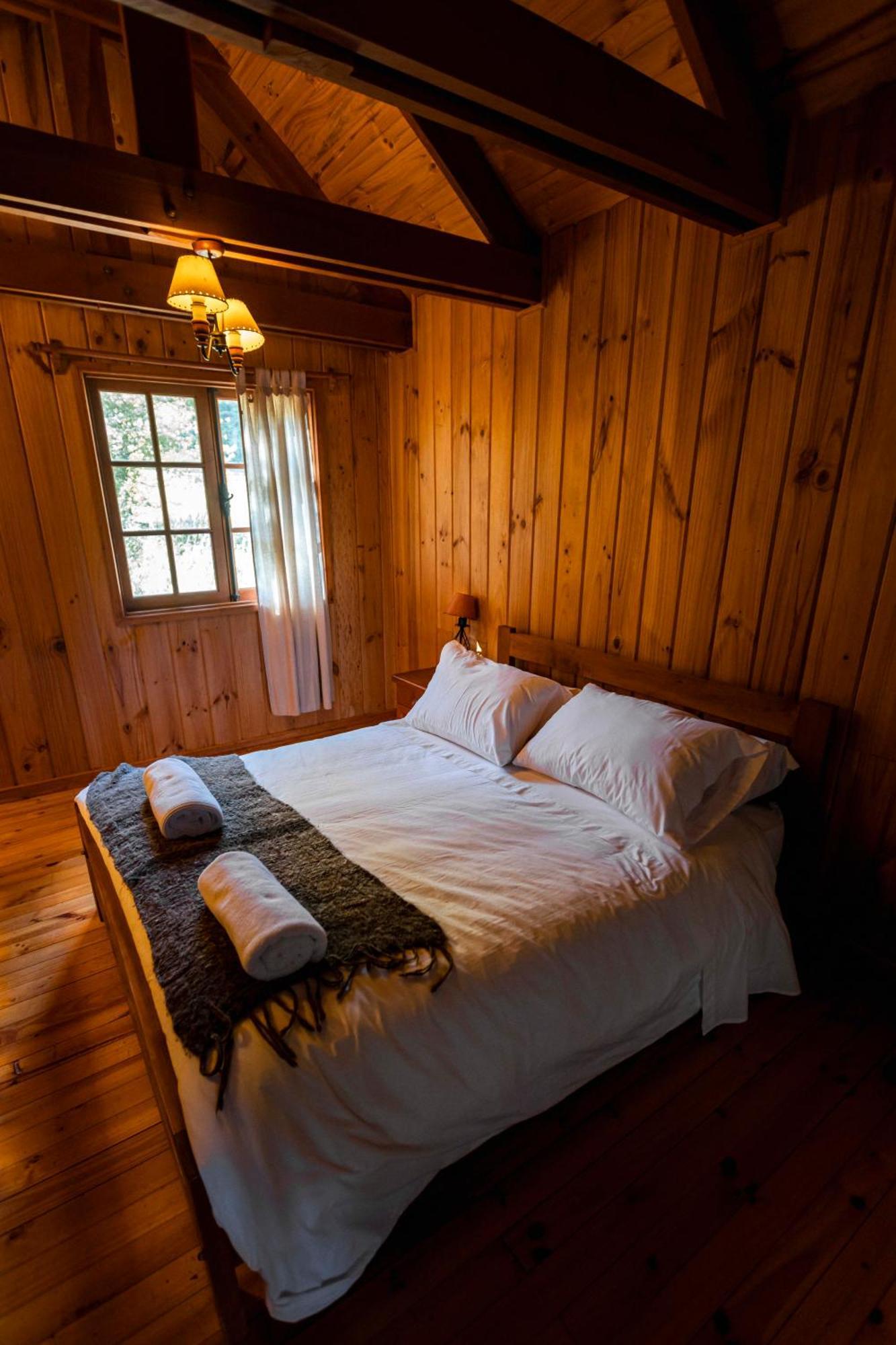 Green Baker Lodge Puerto Bertrand ภายนอก รูปภาพ